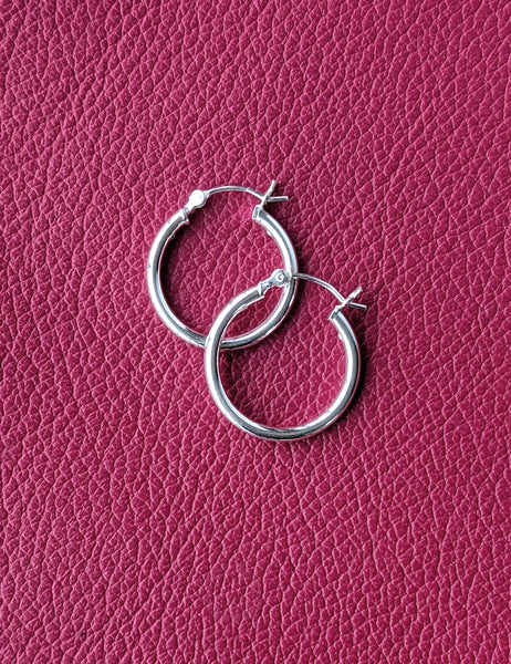 Nuance Silver Snap Hoops