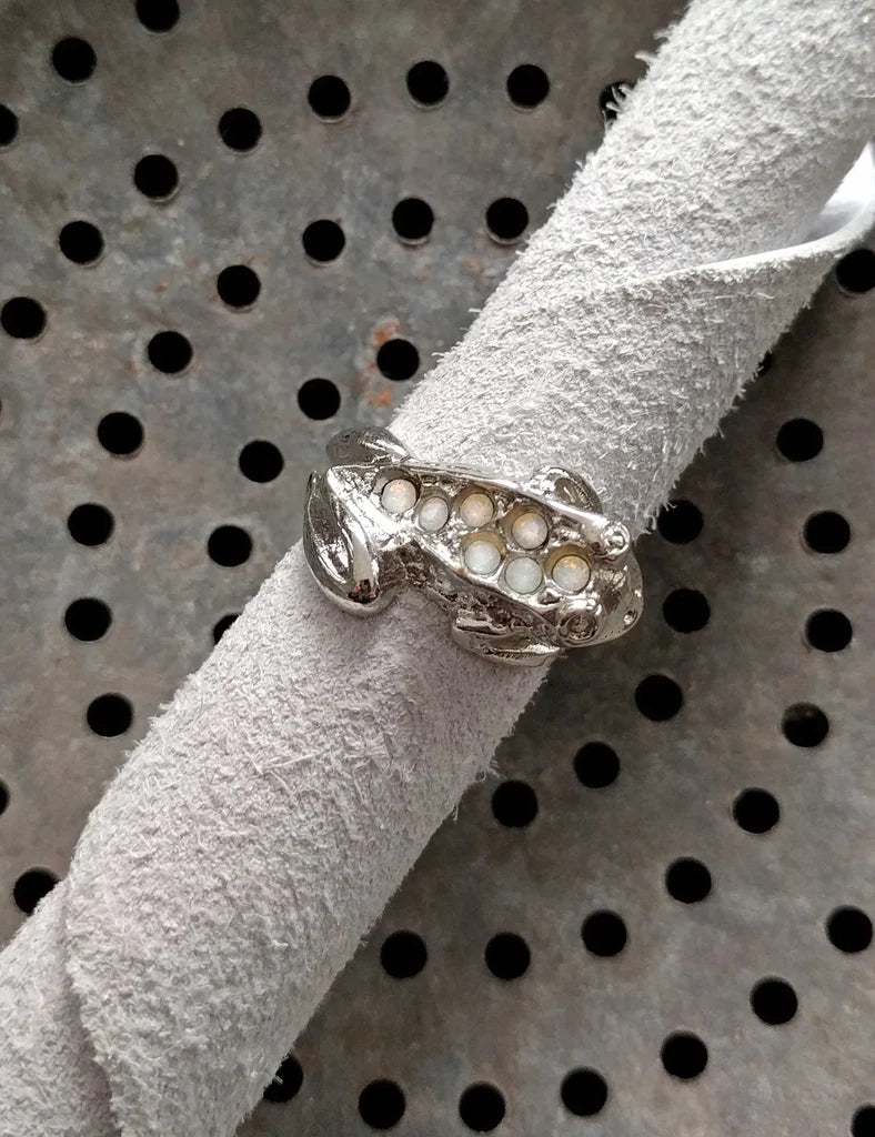 Nuance Silver Frog Ring