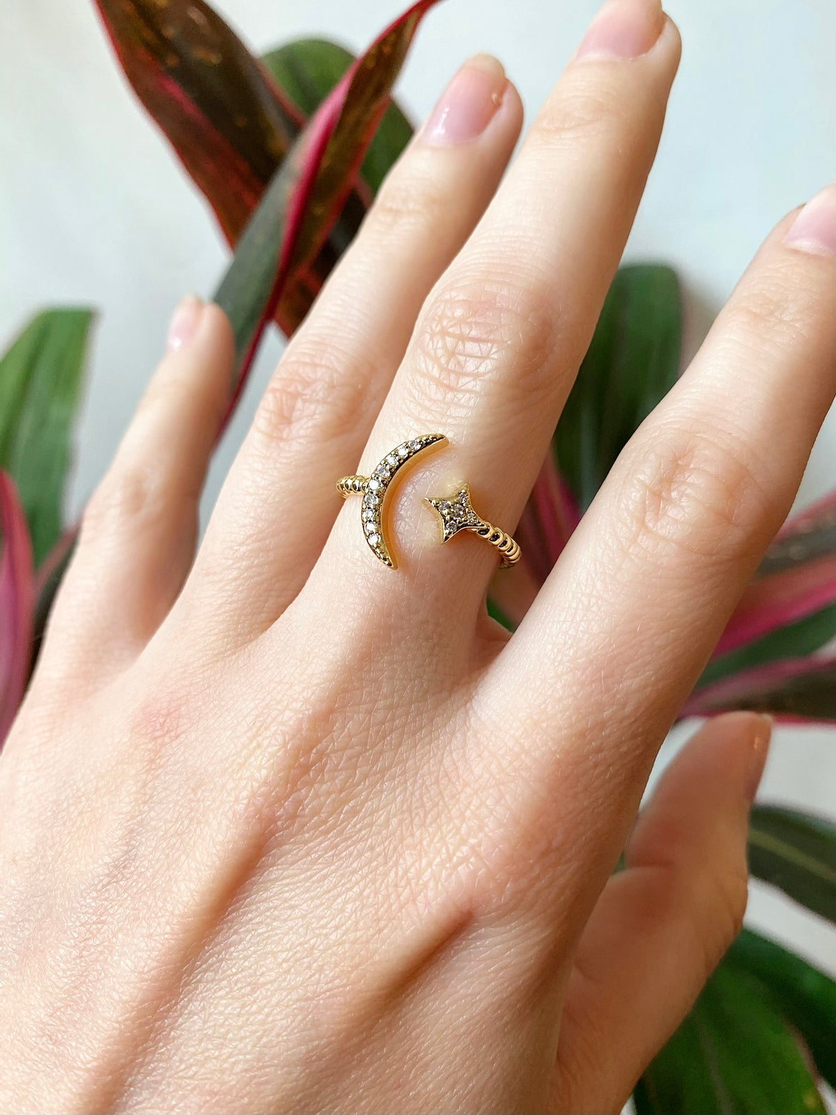 Nuance Crescent Moon Ring