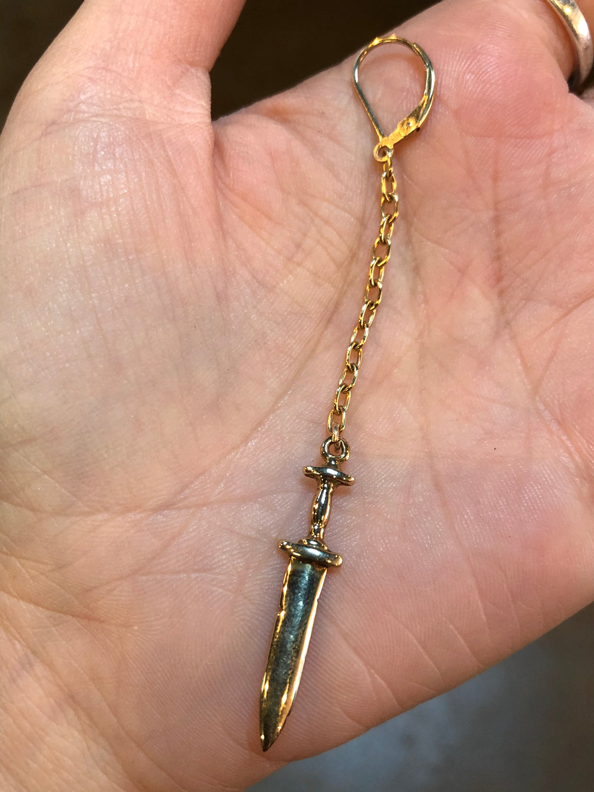 Hellhound Jewelry Dagger Chain Earrings - Gold