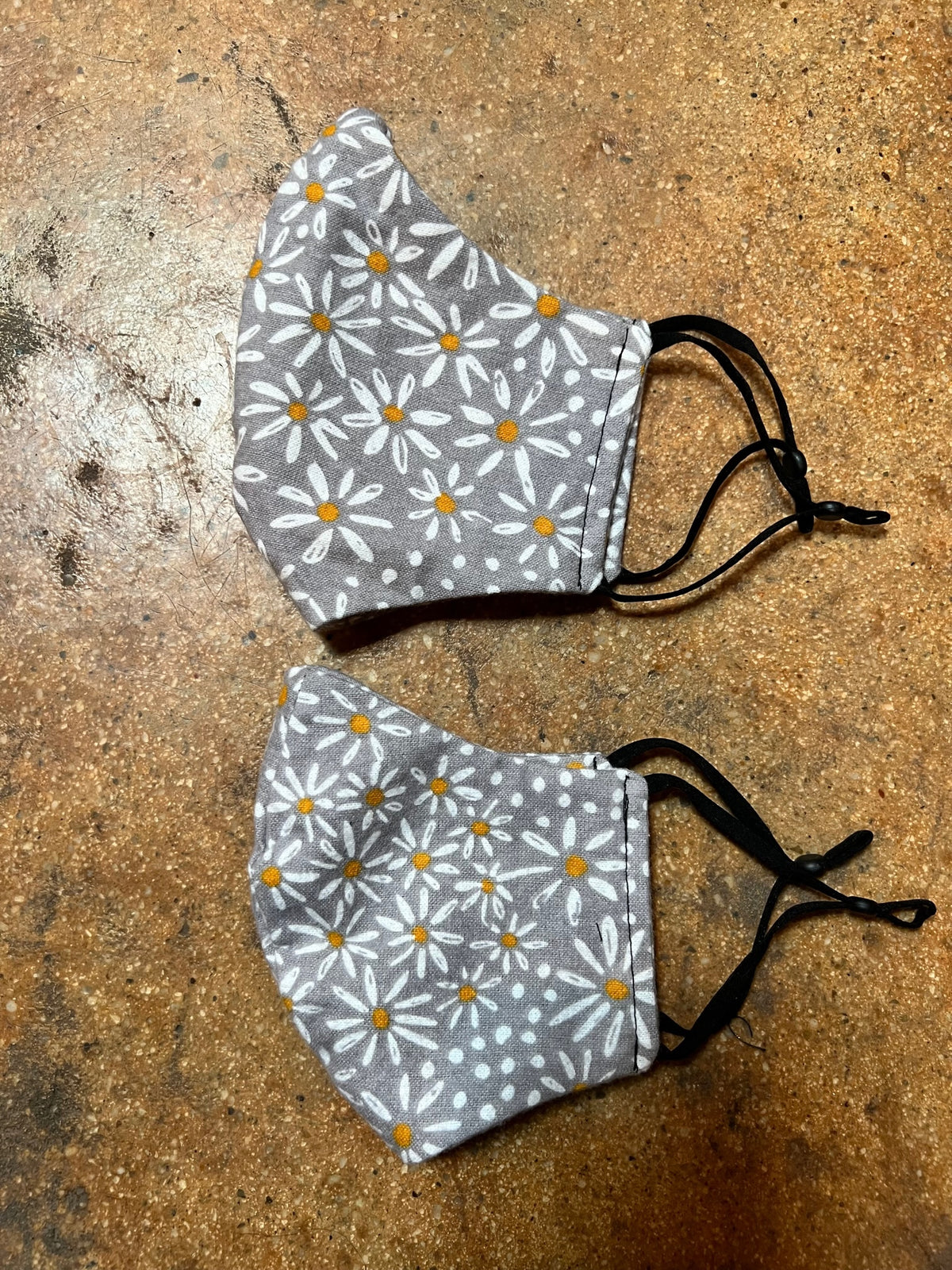 Flannel Daisy Adjustable Face Mask