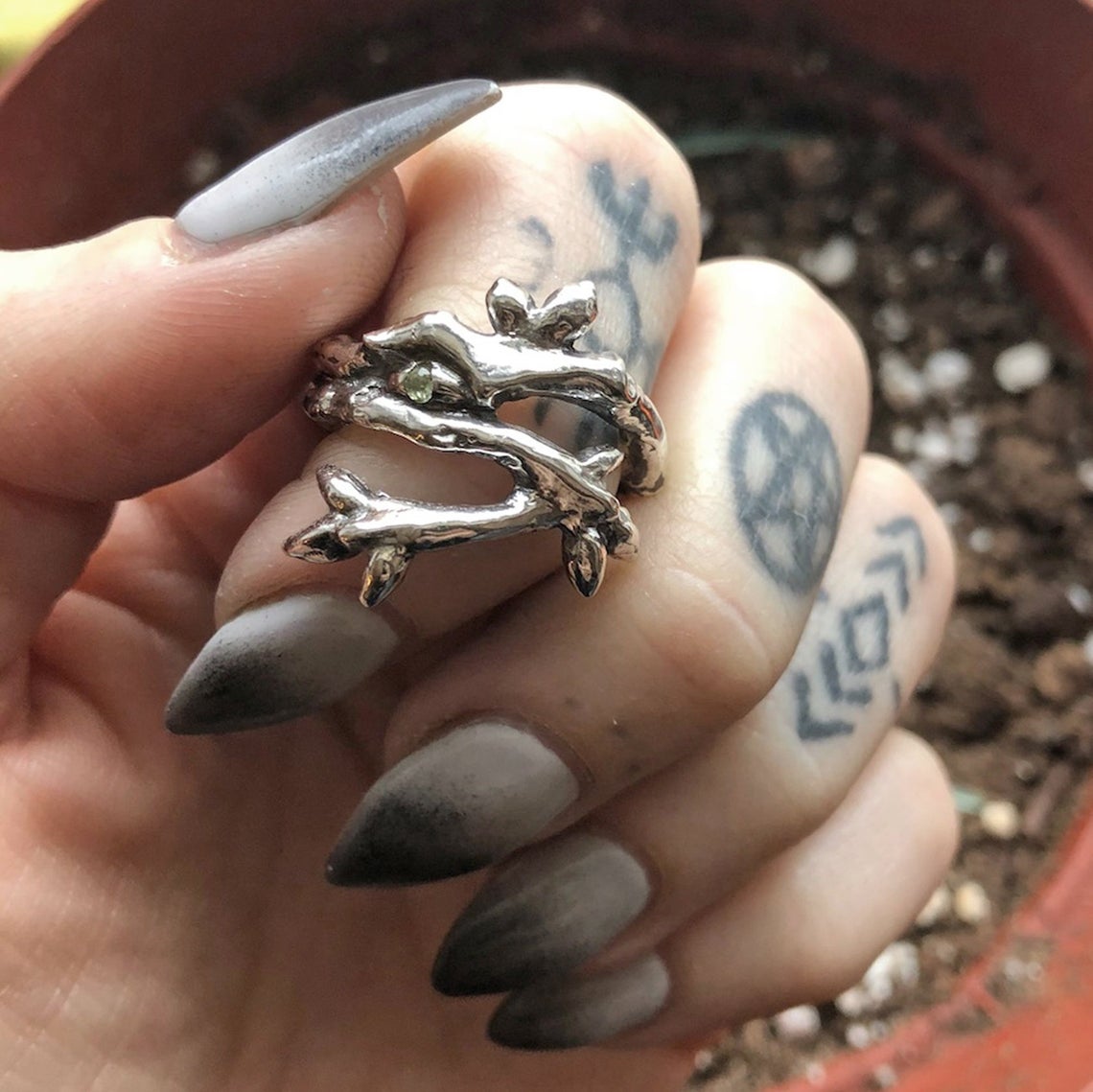 Hellhound Twiggy Ring